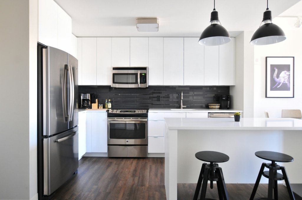 Exploring the Benefits of Buying Flats in Delhi NCR