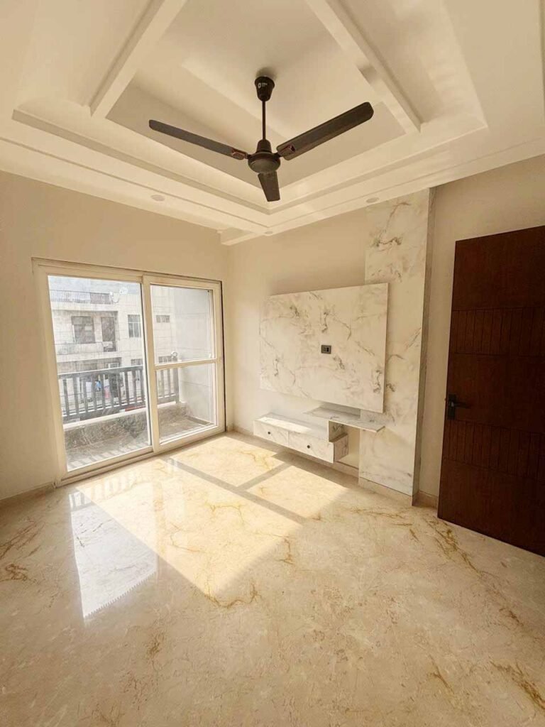 Builder Floors in Delhi Mansarovar Garden, Independent Floors in Delhi Mansarovar Garden, Luxury builder Floors in Delhi Mansarovar Garden, Low rise floors in Delhi Mansarovar Garden, builder floor for sale in Delhi Mansarovar Garden, 2 bhk builder floor in Delhi Mansarovar Garden, 500 sq yard builder floor in Delhi Mansarovar Garden, 200 sq yard builder floor in Delhi Mansarovar Garden, 300 sq yard builder floor in Delhi Mansarovar Garden