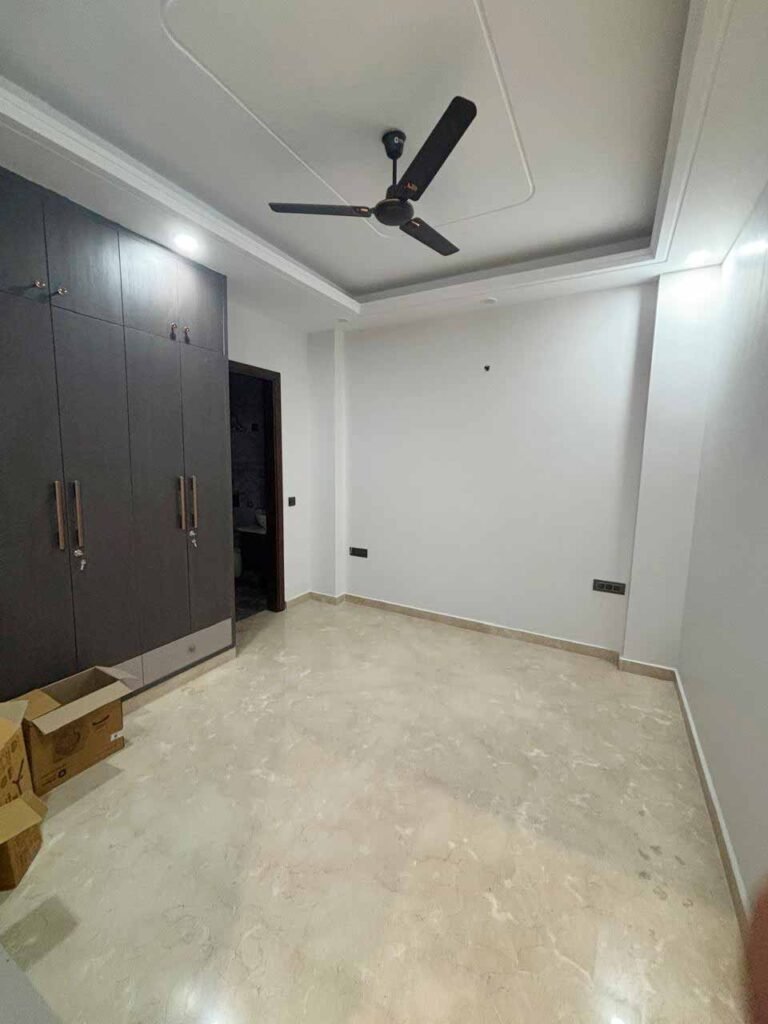 Builder Floors in Delhi Mansarovar Garden, Independent Floors in Delhi Mansarovar Garden, Luxury builder Floors in Delhi Mansarovar Garden, Low rise floors in Delhi Mansarovar Garden, builder floor for sale in Delhi Mansarovar Garden, 2 bhk builder floor in Delhi Mansarovar Garden, 500 sq yard builder floor in Delhi Mansarovar Garden, 200 sq yard builder floor in Delhi Mansarovar Garden, 300 sq yard builder floor in Delhi Mansarovar Garden
